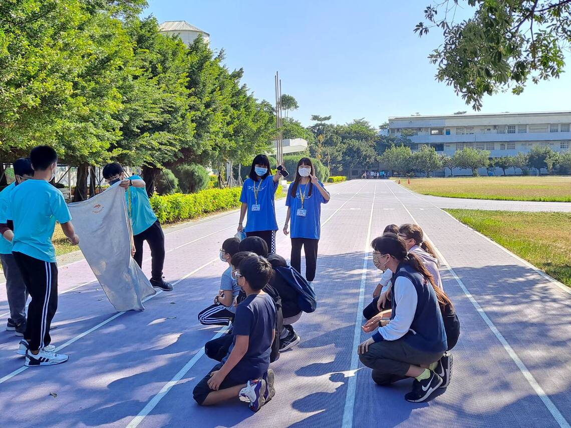 林園區「中芸盃雙語學力趣味競賽」在中芸國中 林園區五國小比雙語、比趣味闖關/波新聞