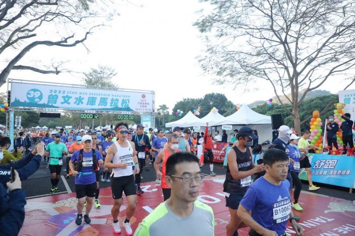 第39屆曾文水庫馬拉松 2500人熱血開跑