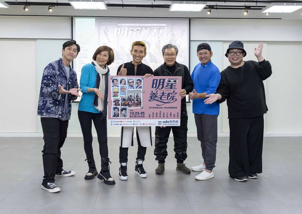駁斥過世假消息 楊烈活力十足高喊來看明星養老院見真章 37 202212121