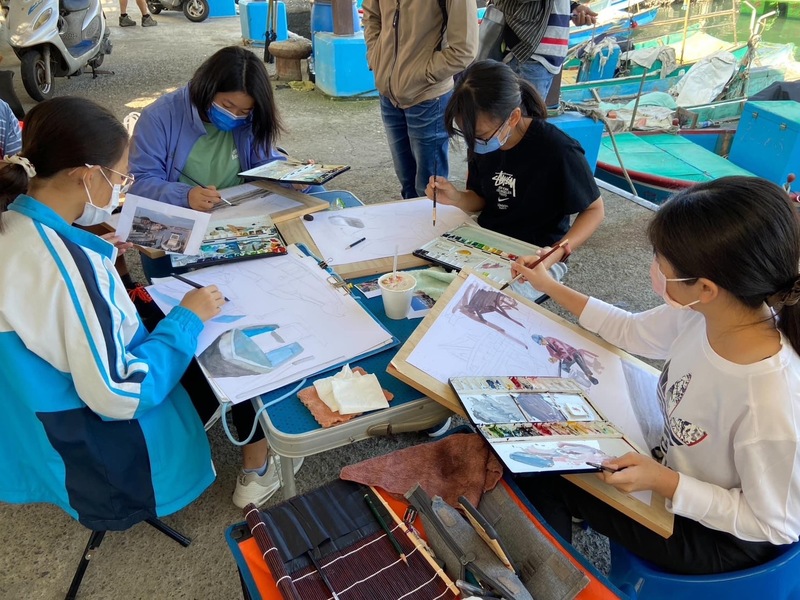 漾新聞|嘉興國中美術班捷報頻畫下南寮漁港海岸風情全國賽獲獎連連