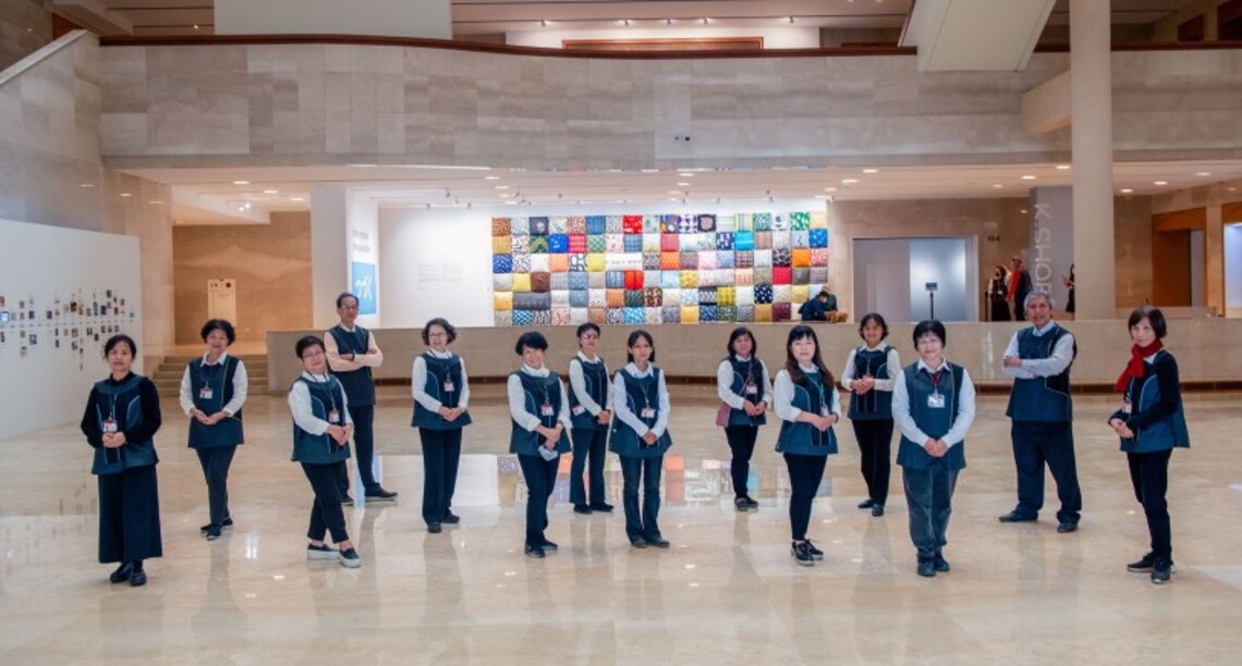 高美館志工制服全新發表    優雅洗鍊風格呈現新型態美術館當代形象