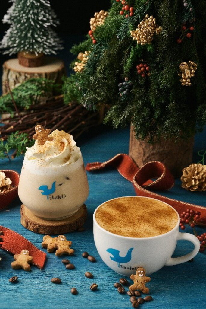 「Ginger of brown sugar au lait 薑餅人暖薑黑糖歐蕾」(定價新台幣 160 元)與「Ginger of brown sugar caffe latte 薑餅人暖薑黑糖拿鐵」(定價新台幣 170 元)