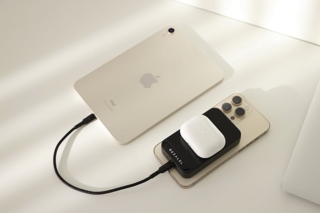 BEZALEL倍加能推出Prelude X系列MagSafe 磁吸無線充電器短短一個月募資突破3000萬,刷新台灣募資史上行動電源、無線充電類別預購專案歷史紀錄!