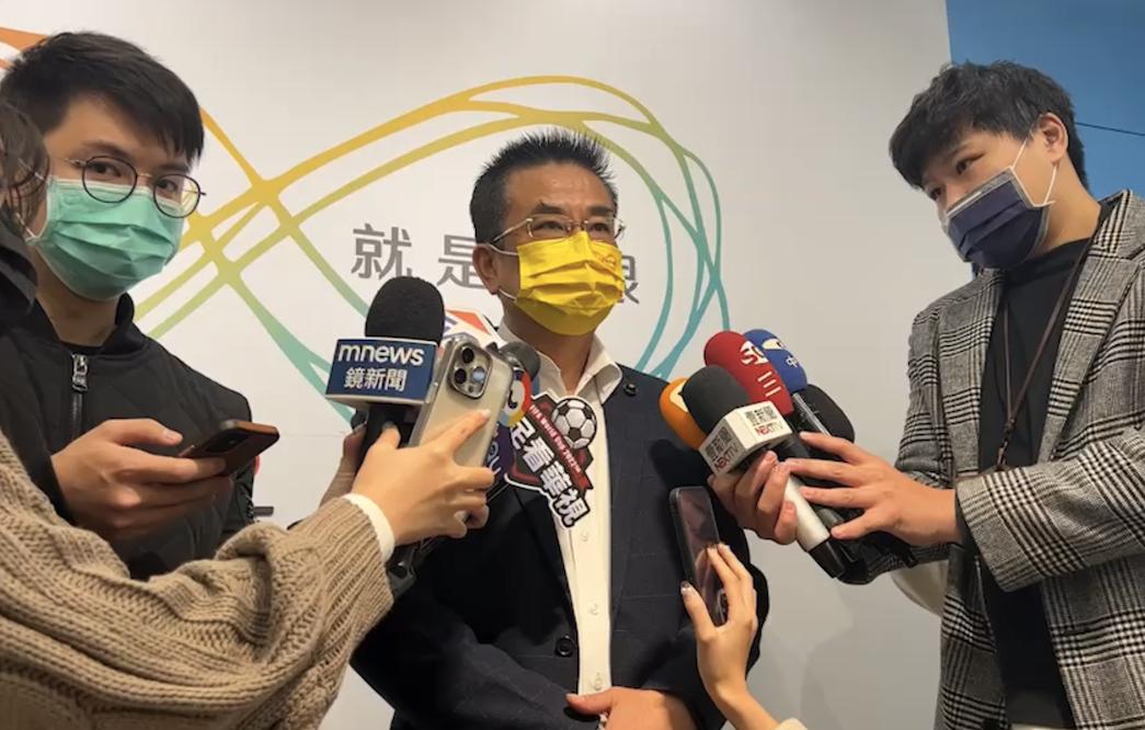 蔣萬安選後僅露面六天 小內閣何時底定?鄭世維:徵詢人才中 76 外傳另一位副市長將是本次擔任競選總幹事、市政交接小組召集人的藍委林奕華,蔣辦發言人鄭世維對此事三緘其口。