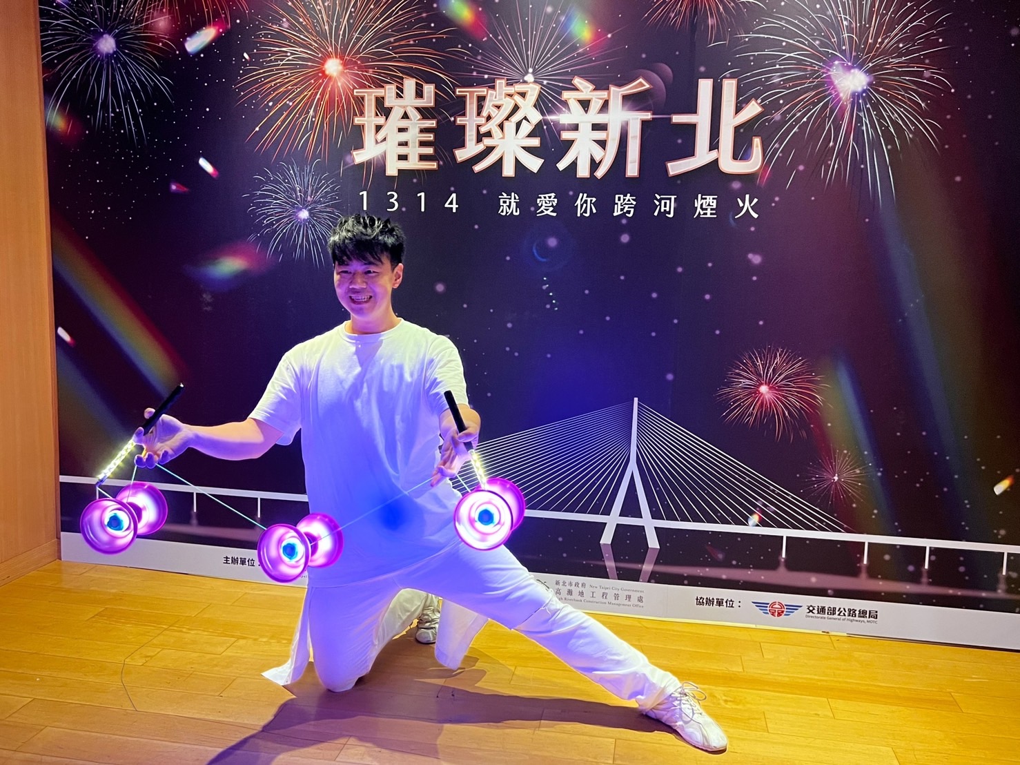 全臺最長跨年夜首發煙火 12/31閃耀淡八夜空
