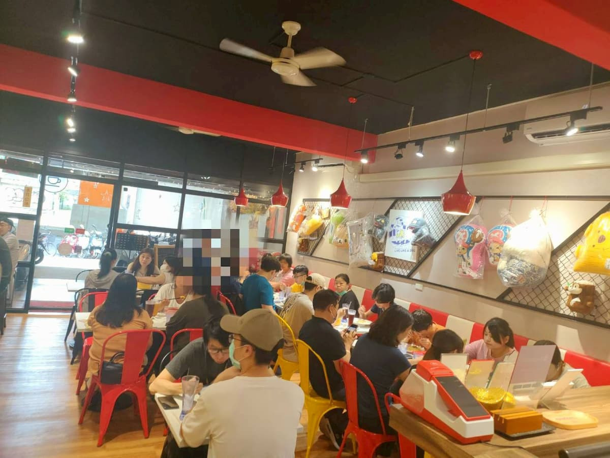 天蘊創意料理,近百項特色創意餐點,滿足所有挑剔的味蕾。(圖/天蘊創意料理)