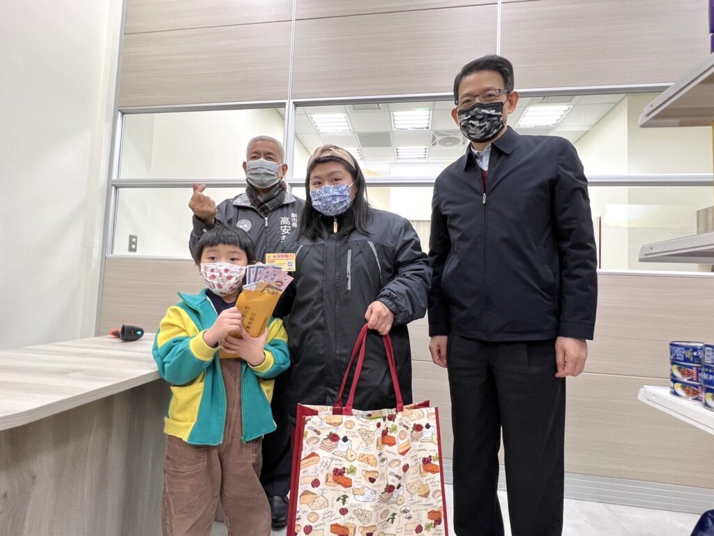 「北區桃園市安家實物銀行」今(15)日於蘆竹二號社會住宅舉辦揭牌典禮