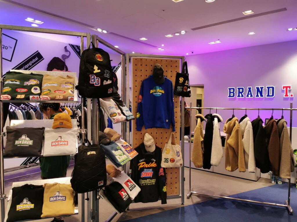 BEN DAVIS 攜手 Brand T 風光進駐信義遠百 A13 
