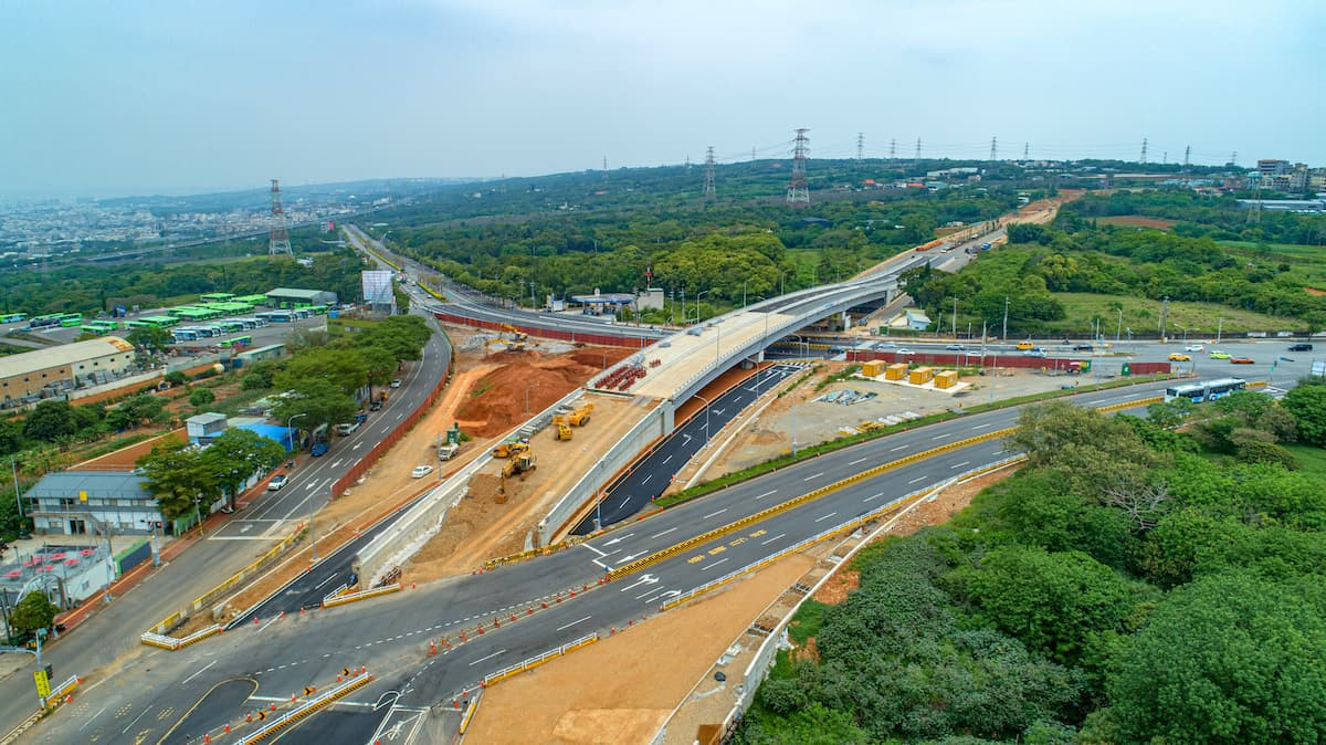 即將完工的「特五號」道路,將一路從向上路六段延伸至西屯路。