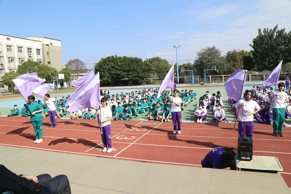 樂旗表演