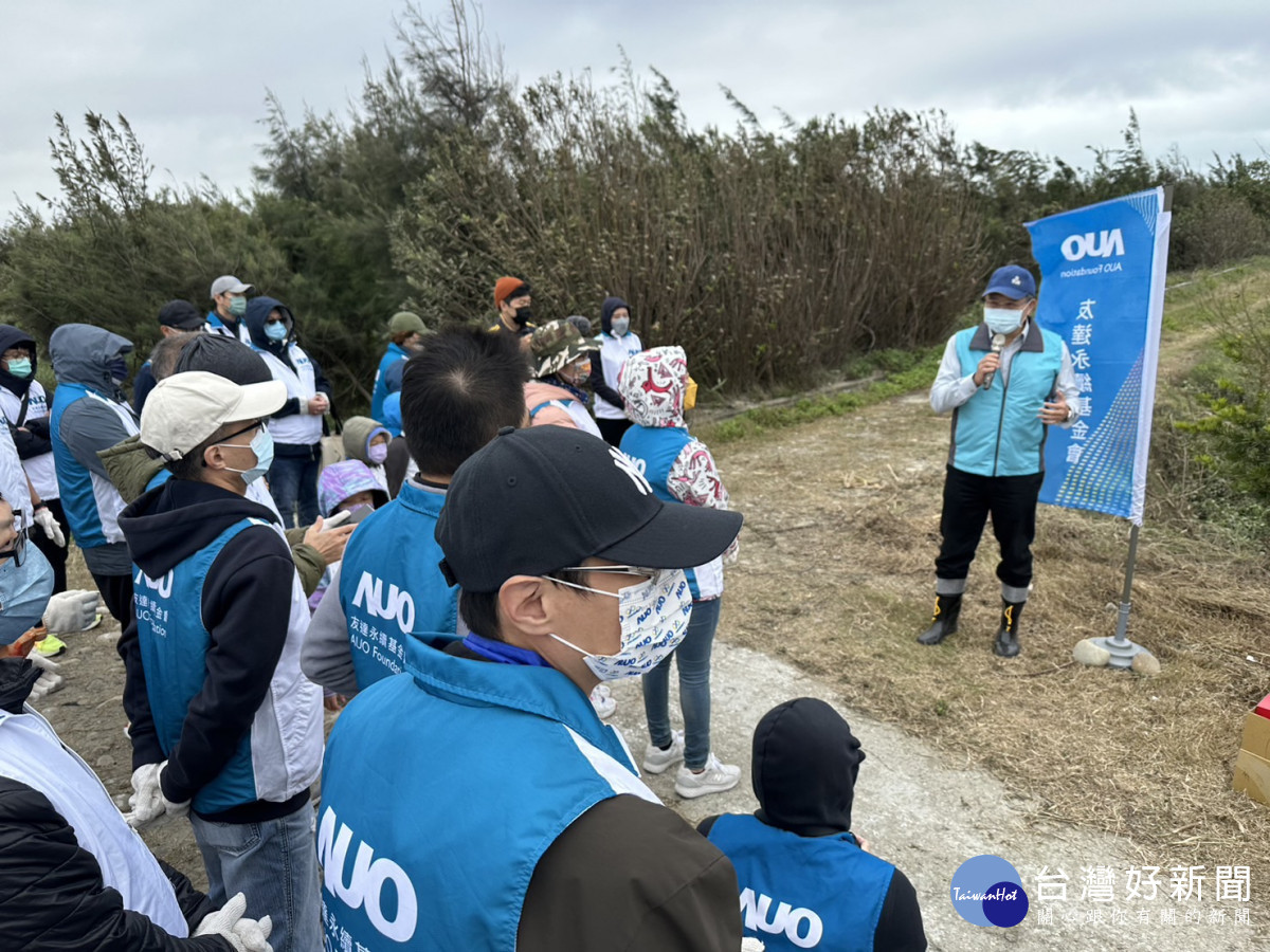 東勢處張處長弘毅為活動開場,並說明營造生態綠網及護樹的重要。