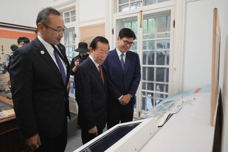 跨越百年歲月 高雄現代化先驅山本悌二郎銅像賦歸橋頭