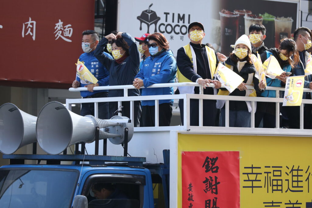 黃敏惠展開連續兩日的掃車謝票，感謝鄉親在選舉期間的包容，更感謝市民朋友用選票肯定黃敏惠