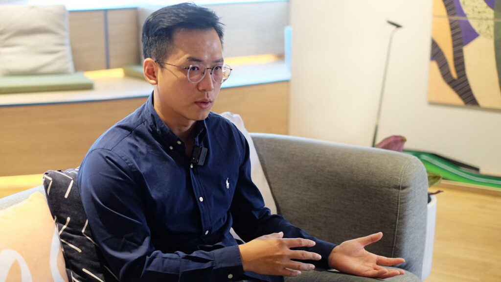 圖說:大武山牧場營運長Iven指出Apollo雲端人資系統不僅完善了公司的人資架構,雲端即時同步更新的特性也顯著提升員工排班效率達1.5倍並節省了人資同仁約25%的核對時間。