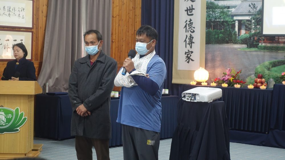 慈濟舉辦歲末祝福 0918地震受災戶表達受惠修繕感恩 92 慈濟舉辦歲末祝福 台東鄉親出席道感謝4
