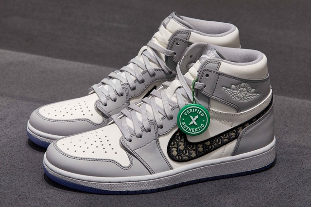 Nike Dior High Jordan 1( EdReeve為倫敦設計博物館拍攝).jpg