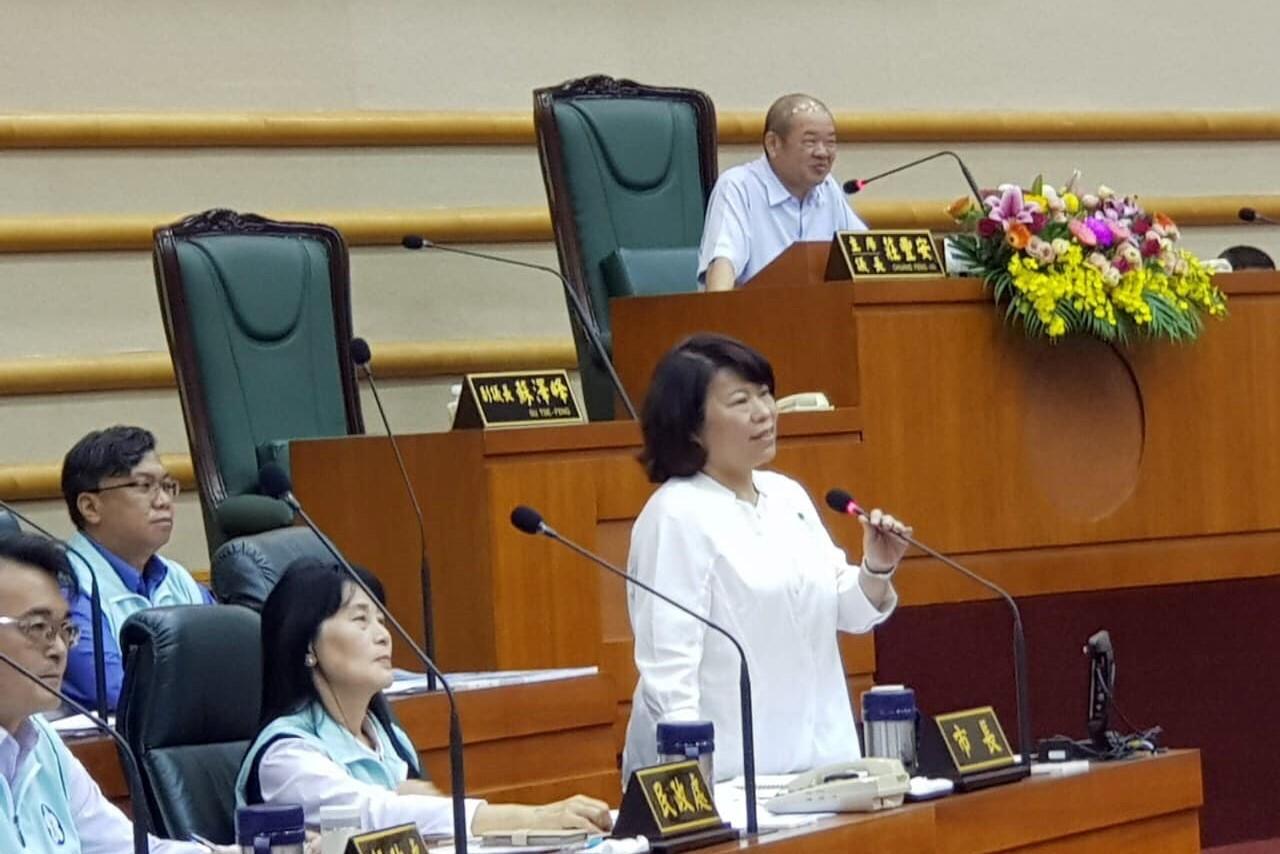 嘉義市議員25日宣誓就職，因尋求連任的議長莊豐安意外落馬，打亂正、副議長選情。翻攝莊豐安臉書