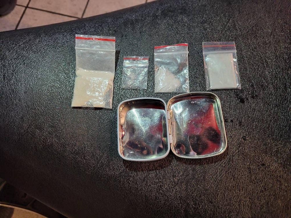 通緝犯騎機車違規 遇警狂逃蛇行逆向闖紅燈收22張罰單 70 S 40370219