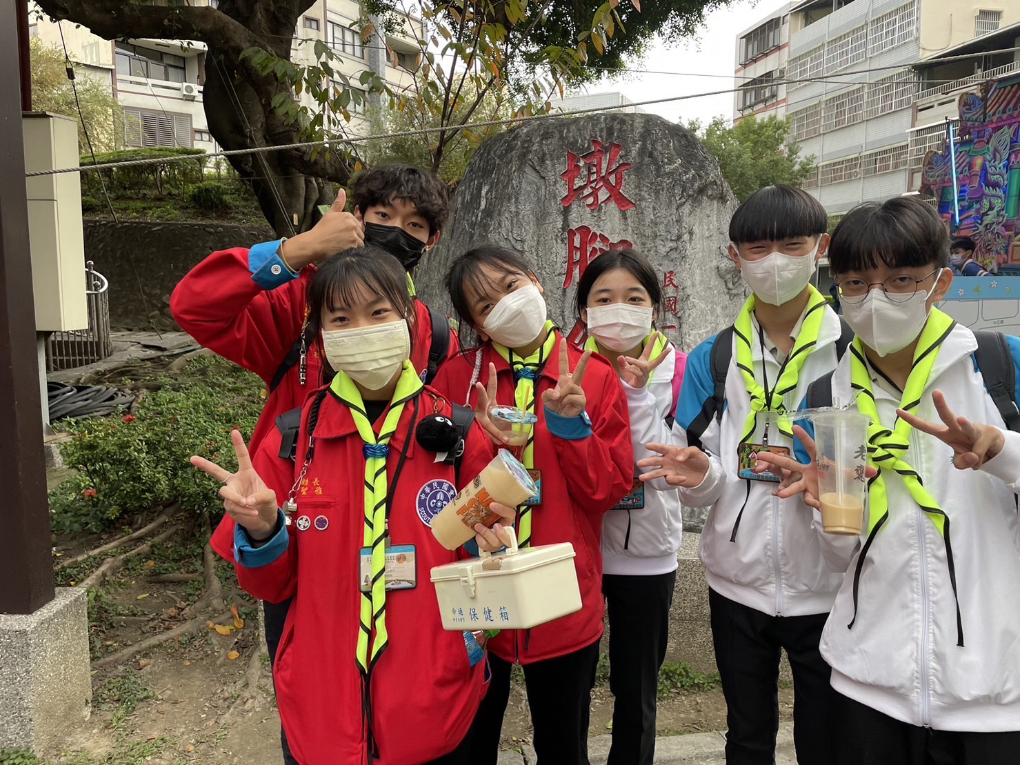 臺中市第37屆行義蘭姐專科章考驗露營走讀活動。(圖/豐原高商提供)