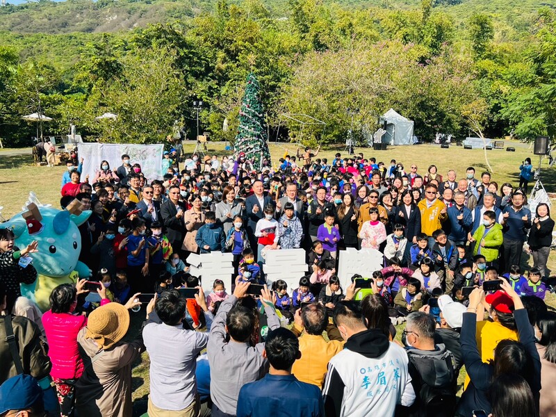 漾新聞|清景麟斜槓企業 不僅會蓋房辦活動有一套 燕巢耶誕森林市集登場