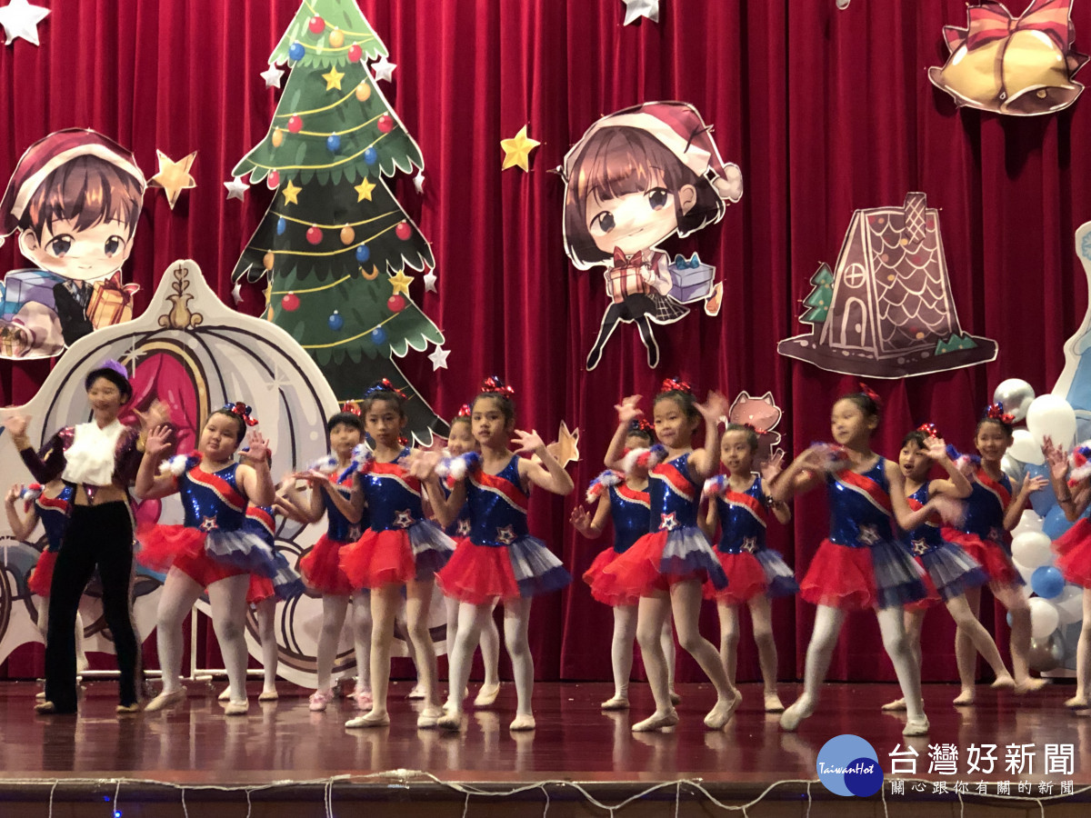 新興國際中小學聖誕活動 結合國際教育共渡知性時光