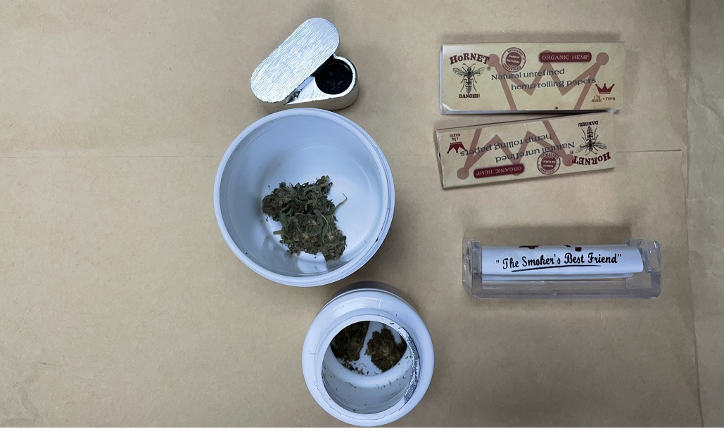 ▲ 警方在與翁男交易大麻的蘇男處查獲大麻毒品 (圖/台中市警察局 提供)