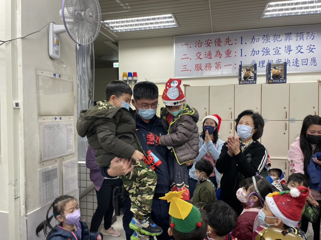 內荳荳幼兒園一同舉辦聖誕節宣導活動