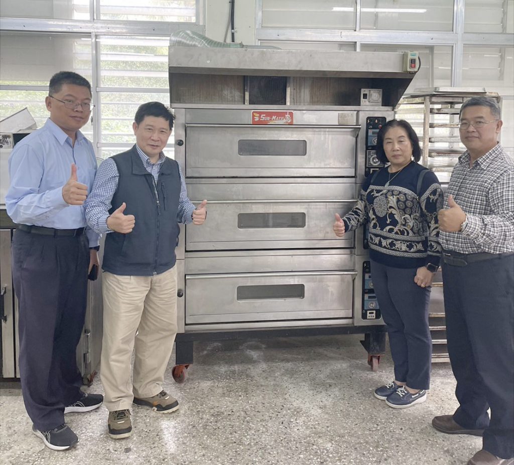 圖:(左起)豐田國中校長洪文政,工業技術研究院陳炤彰副執行長,光泉文教基金會陳淑雲執行長,瑞源國中校長陳登財。(圖/光泉文教基金會提供)
