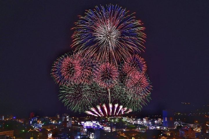 「花蓮太平洋觀光節」跨年演唱會將安排300秒震撼煙火表演。 圖:花蓮縣政府觀光處/提供
