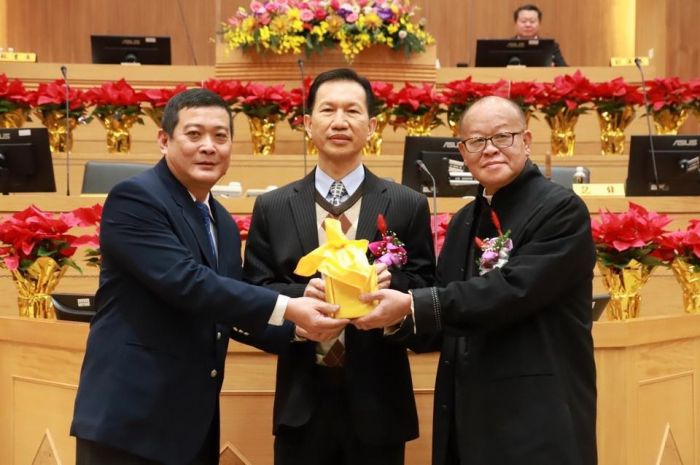 嘉義縣議會第20屆議員宣誓就職典禮 張明達、陳怡岳連任正副議長