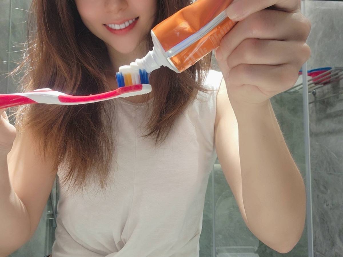 正確潔牙習慣,與日常清潔保養,並保持正常作息,才能保有健康牙齒與清新口氣。