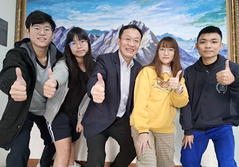 漾新聞|不畏劣勢奮發向學 中正高中2新住民子女希望入學上台大