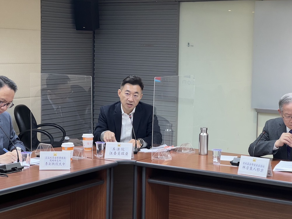 江啟臣批蔡政府國防預算沒達標 學者指中華民國主權範圍萎縮 89 國民黨立委江啟臣29日表示,蔡政府的國防預算未達GDP的3,顯未達目標。