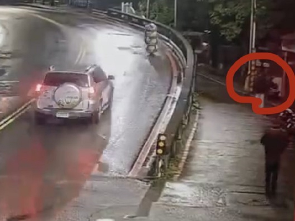 推走機車 54歲男涉竊被逮辯吃安眠藥不記得了 90 65A3E438 488E 4EB5 A00C A745D2031431