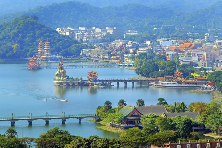 高雄市愛河水岸和蓮池潭周邊 打造國際級都會水岸觀光地區