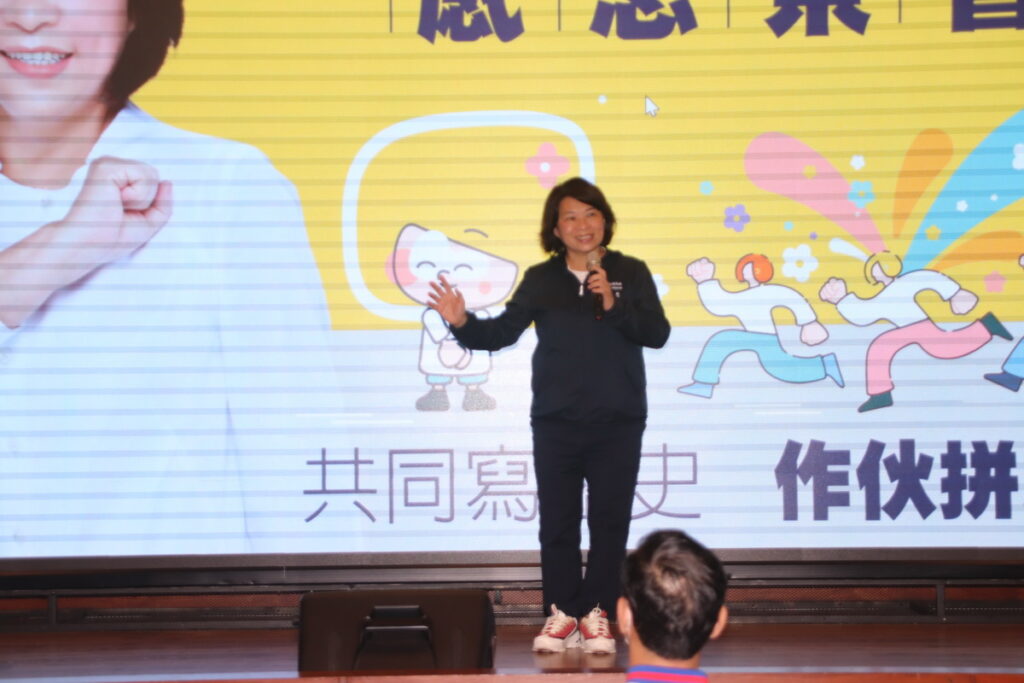 我們在意的不是我個人勝利,而是要把善良的力量拉上來,我代表每個勇媽勇士,勇媽的情與勇士的心在一起,這個家就更完美˙會更好。