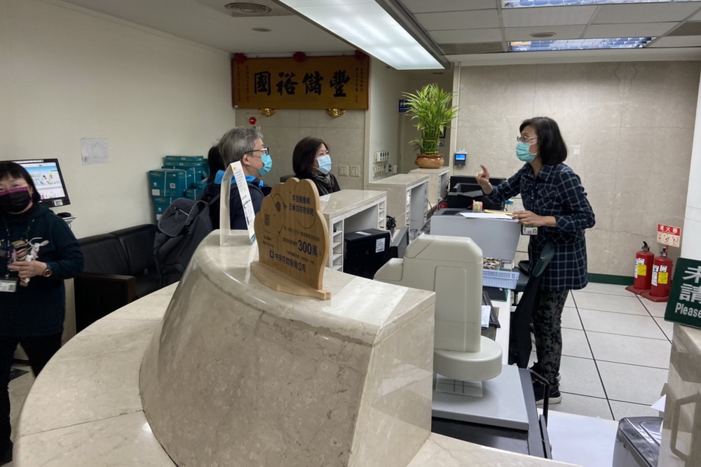 聯生藥公司指王長怡砸大錢僱保全拒發員工薪水 王長怡派反駁這麼說! 70 08