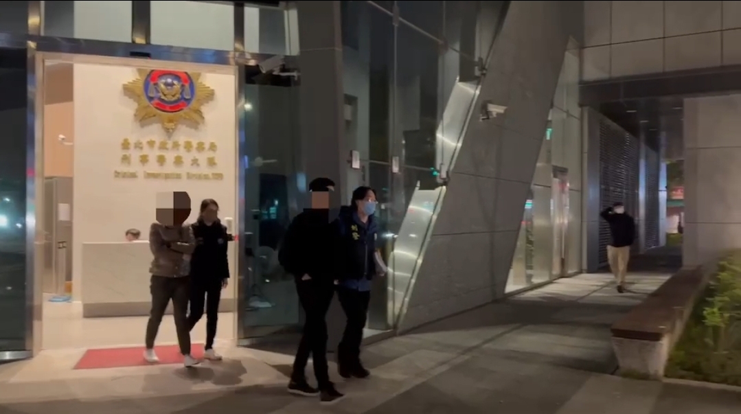 北市刑大兵分多路將吳姓犯嫌和共犯等7名查緝到案。(記者徐煜勝翻攝)