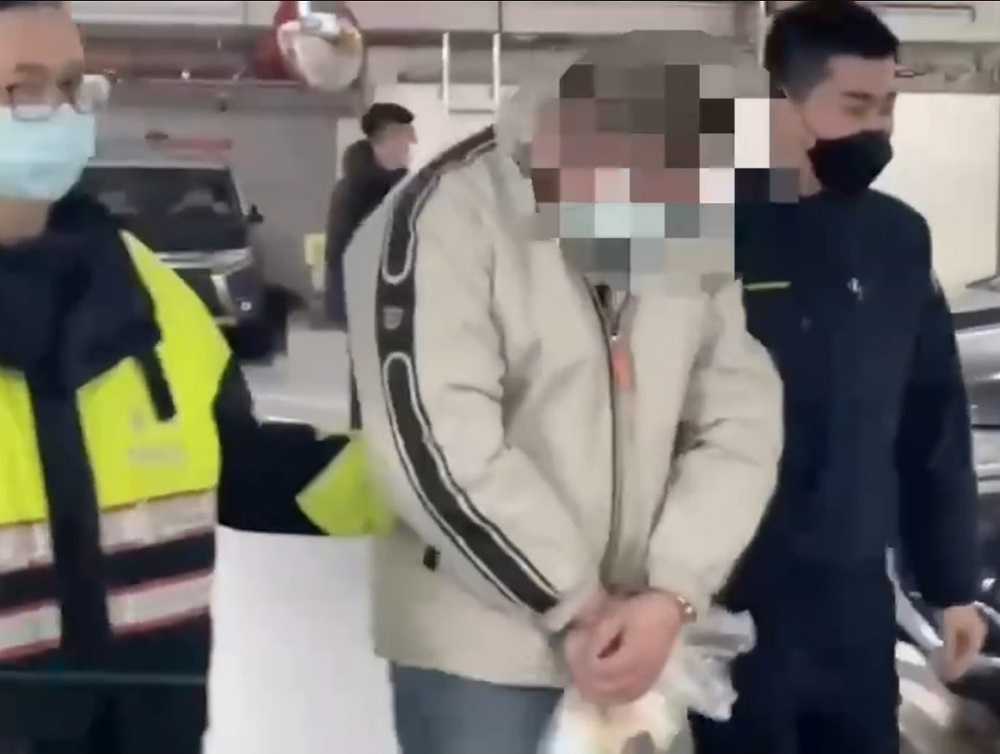 換車牌變裝企圖躲查緝 電纜線竊盜集團主嫌藏毒落網 79 2220212311