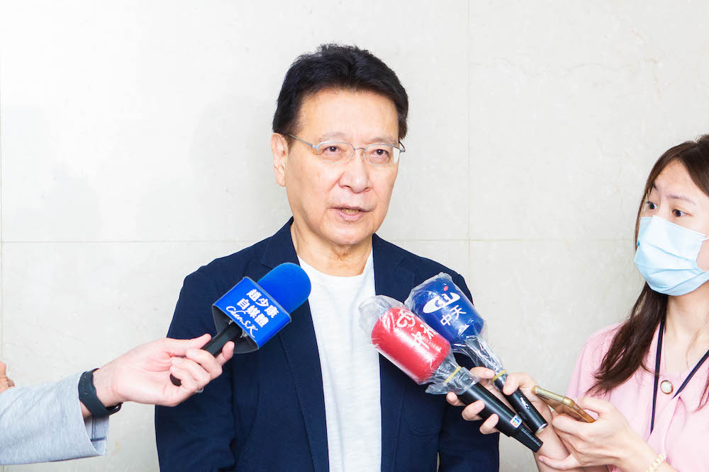 點名侯友宜表態選總統 趙少康:國民黨主席都擋不住 80 資深媒體人趙少康2022年12月31日點名新北市長侯友宜,直接表態選總統,國民黨主席都擋不住。
