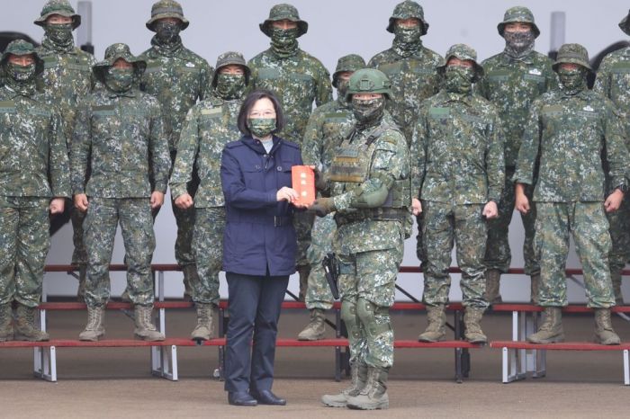 蔡總統視察澎湖三軍部隊戰訓成果