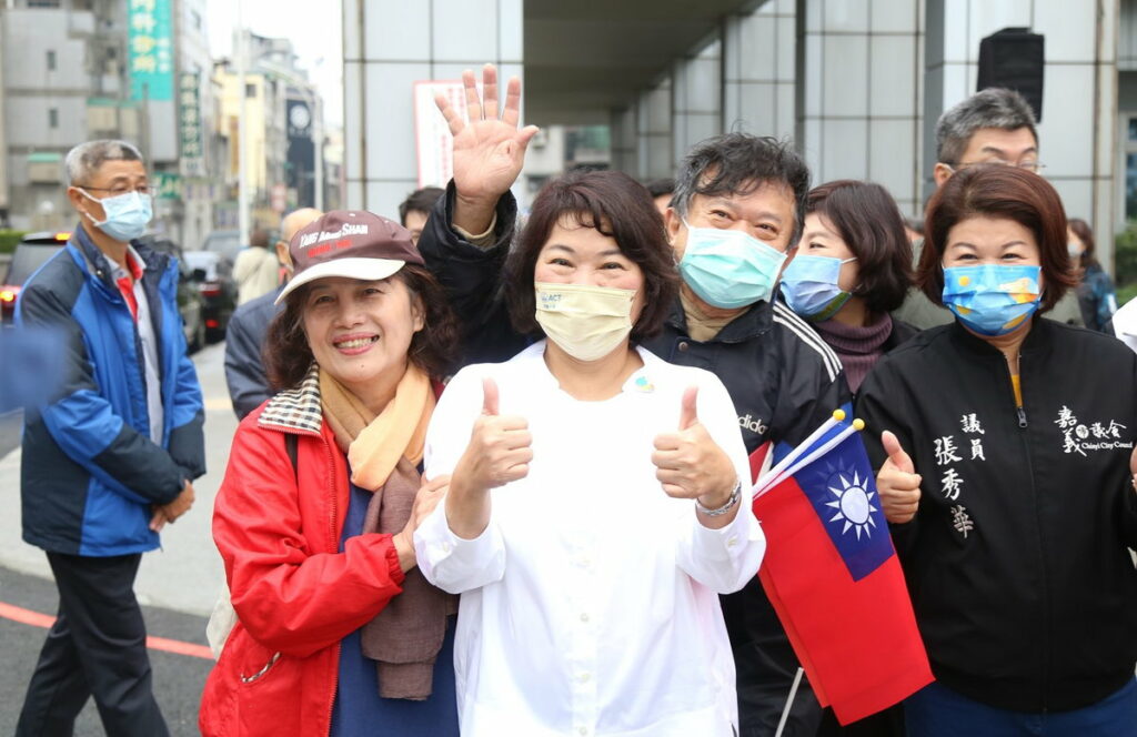 市長與民眾合照