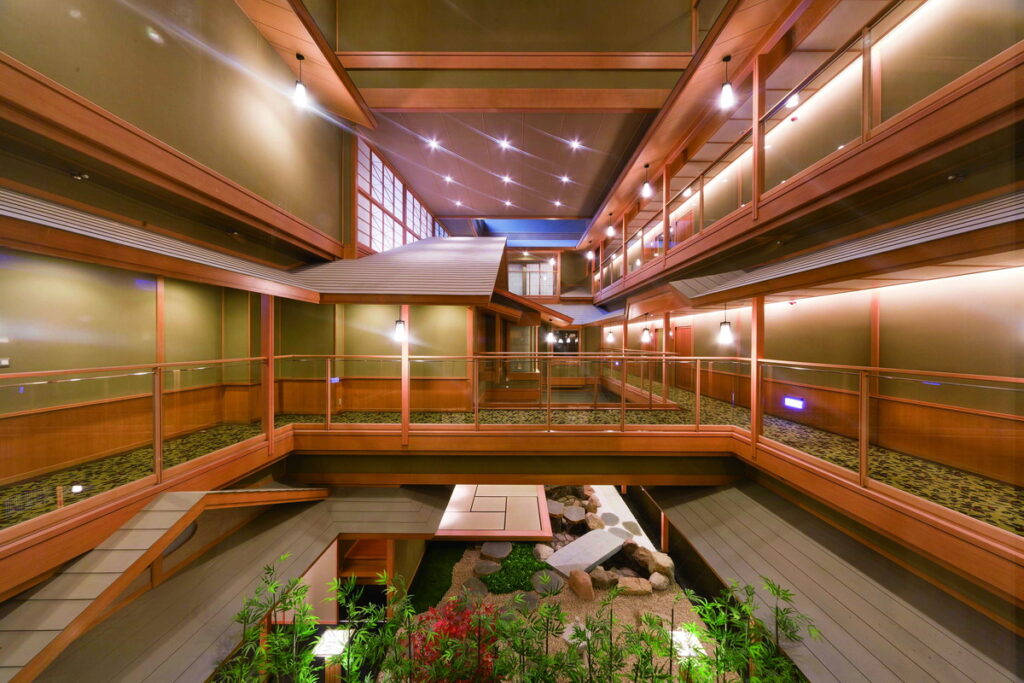 日勝生加賀屋 園景半露天風呂套房住宿券(含早餐) 價值31,000元