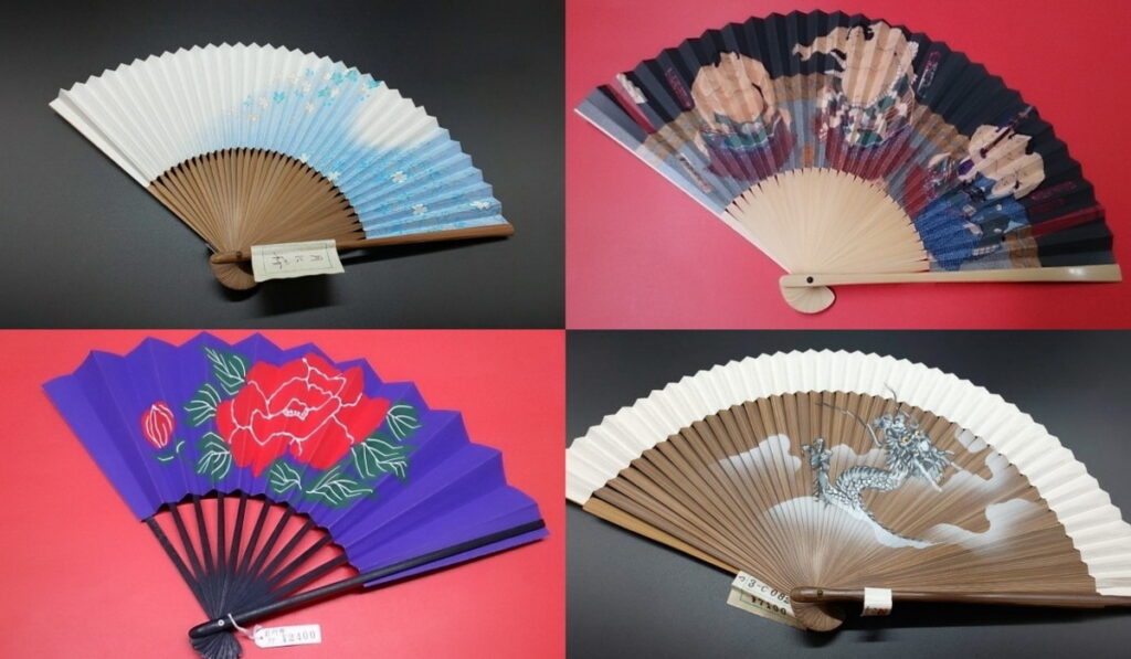 (左上)婦人夏扇 唐木骨扇 (右上)紳士夏扇 浮世繪 相撲入場(左下)黑染骨折扇 牡丹舞 (右下)短地折扇 龍 (圖片來源:Ⓒ松根屋)
