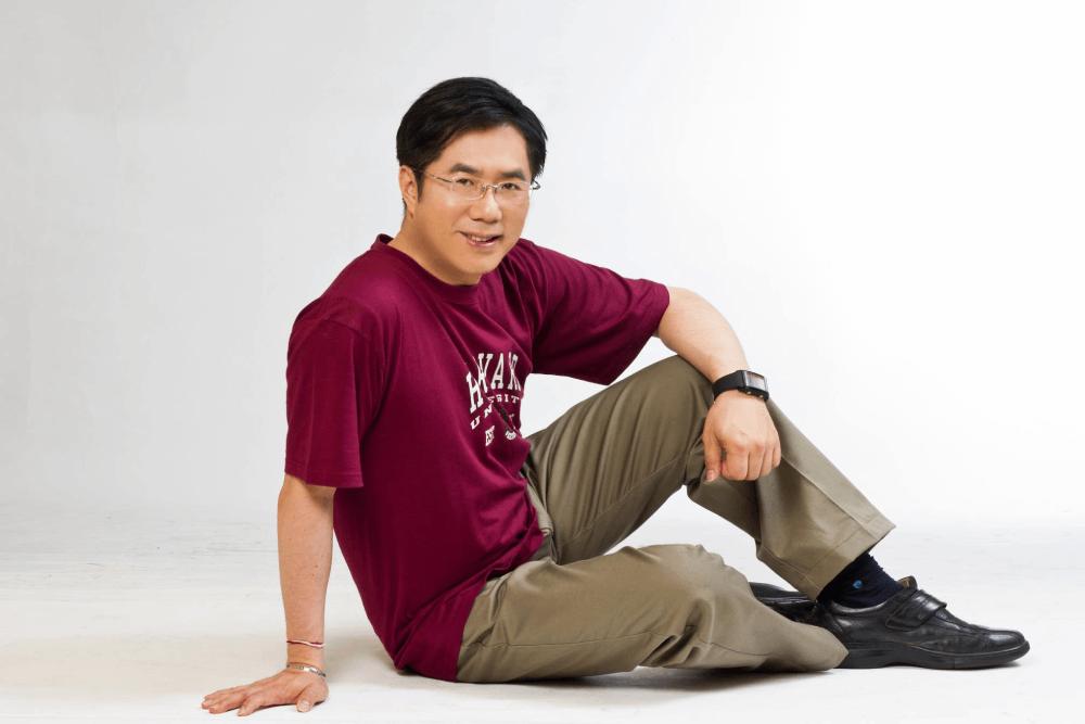 黃偉哲市長藝術照 1