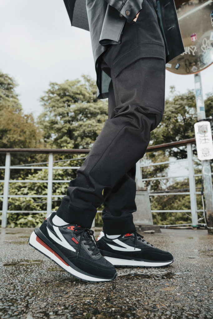 FILA RENNO 中性運動鞋-