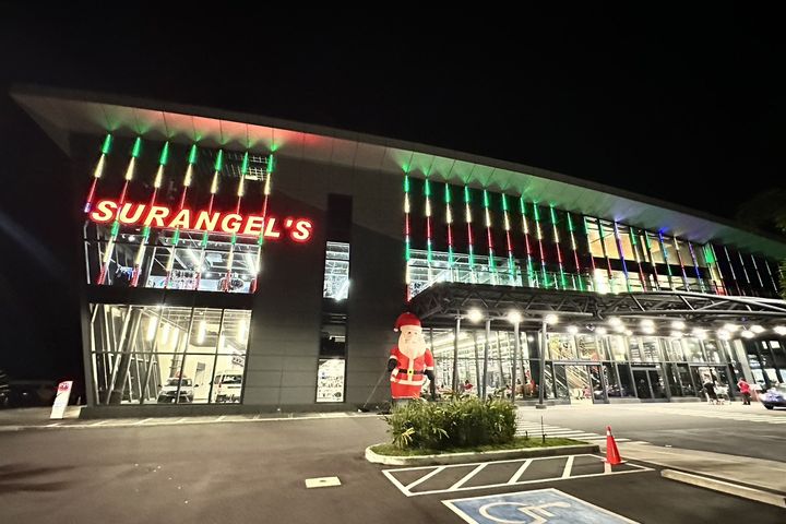 帛琉2022年9月新開幕的大型購物商場Surangel Supercenter,好買好逛。 圖:帛琉觀光局駐台辦事處/提供
