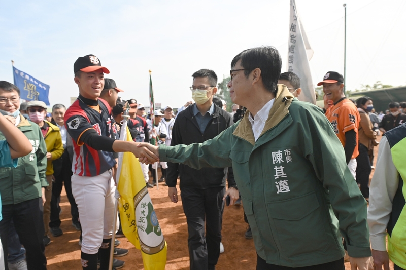 漾新聞|螺絲盃全國青棒邀請賽開幕 陳其邁強調棒球運動的培養必須從三級棒球開始