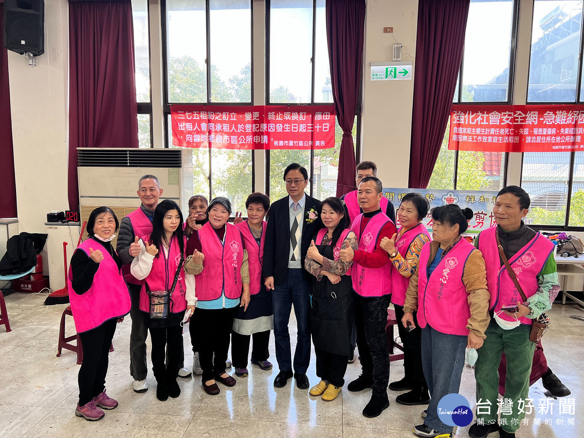 蘆竹區公所攜手南崁五福宮寒冬送暖 張市長:推動長者福利政策打造幸福桃園