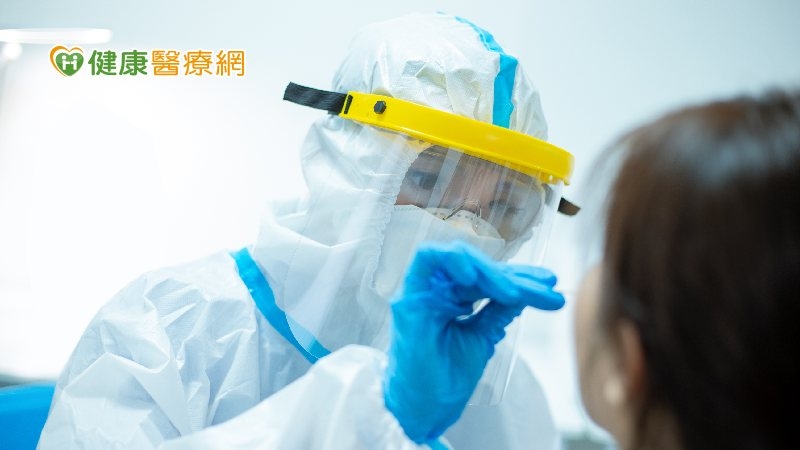 中國旅客唾液PCR有「漏洞」 6日起港澳轉機也要陰性報告